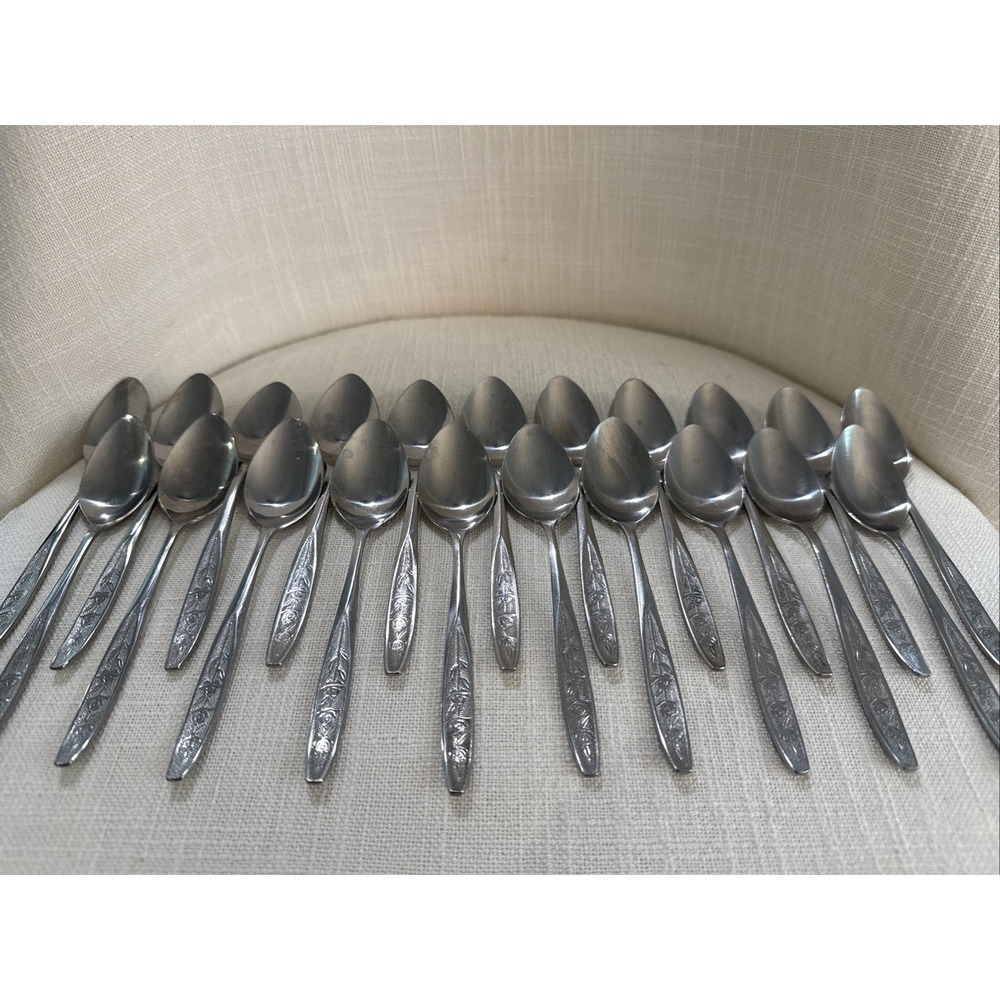 21‎ Teaspoon Tea Spoon CUS1 Custom Craft Stainless Raised Roses Flowers Taiwan